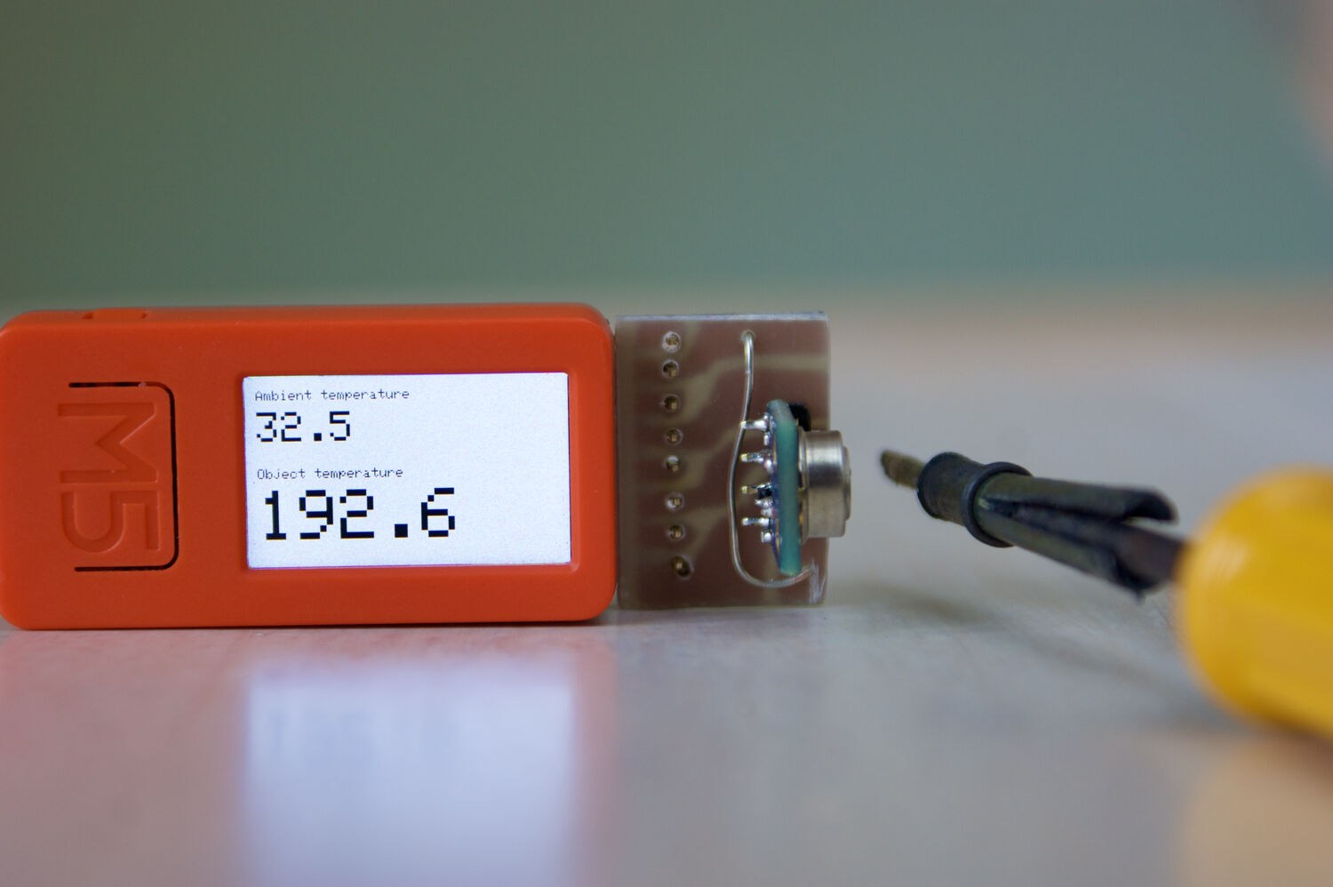 テレビで話題 電子工作 試作品 MLX90614 赤外線温度センサ使用 非接触温度計実験回路